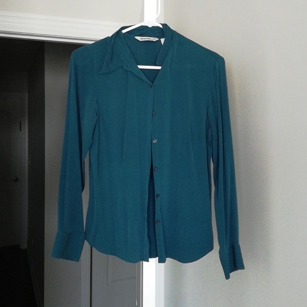 Eddie Bauer medium blue silk shirt